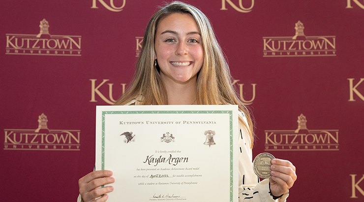 Kayla Argen – Silver Medal 