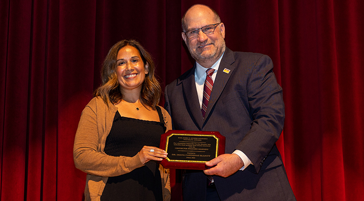 Elliott Named Recipient of 2024 John P. Schellenberg Award for Excellence in Teaching and Learning