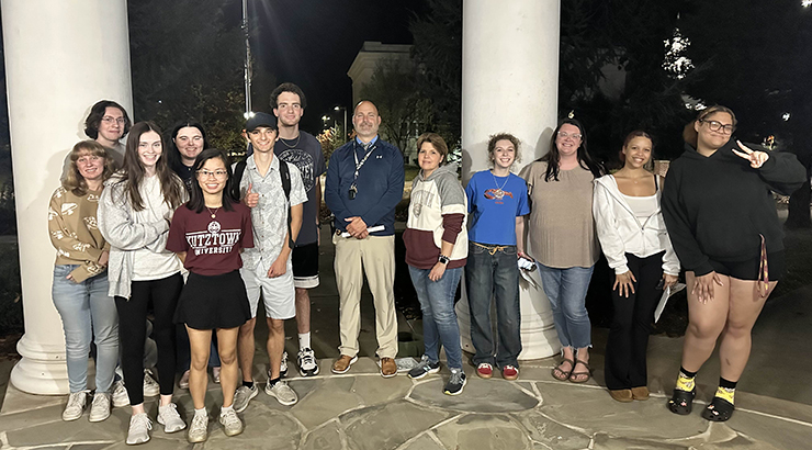 Group photo on Old Main steps