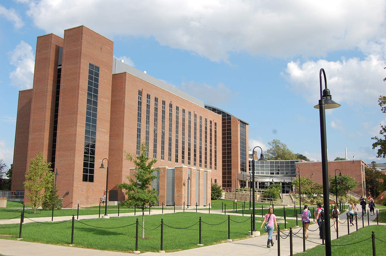 Distance shot of Boehm Science Center