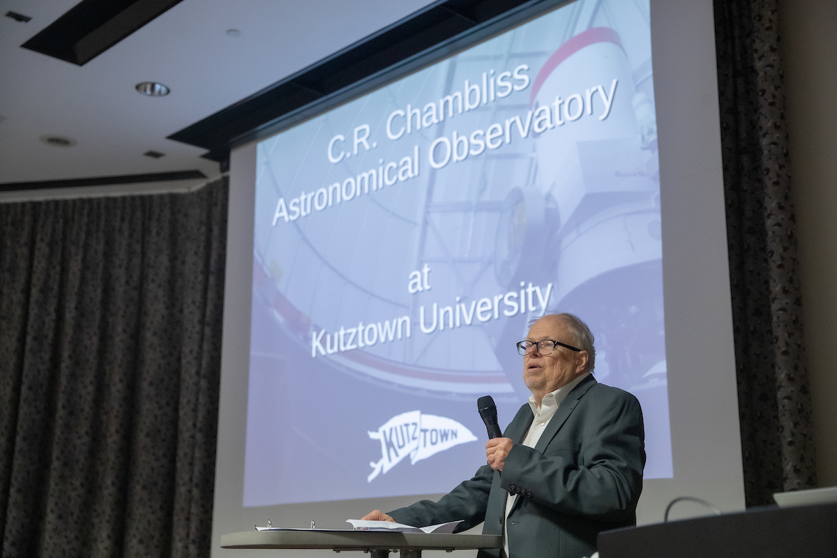 Dr Chambliss speaks at Observatory dedication.